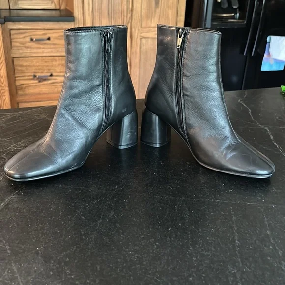 Topshop | Leather Block Heel Booties Boots in Black BOMBAY | size 38/ US 7.5 - Picture 5 of 9